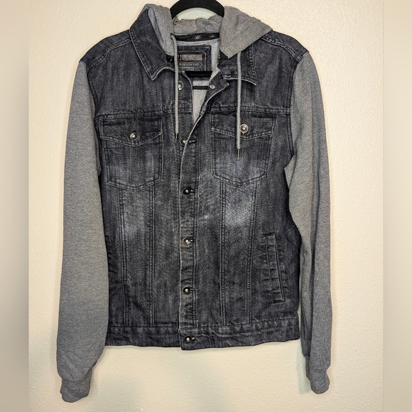 21 Men Other - 21 Men An American Brand Los Angeles size Large Grey Mens Jean Sweatshirt jacket